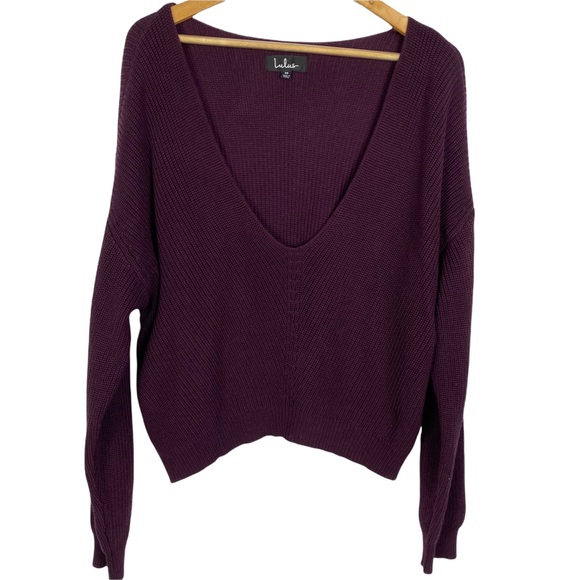 Lulus Sweaters - Lulus Knitted Deep V-neck Sweater Burgundy Size M style T 10183 Warm sweater
